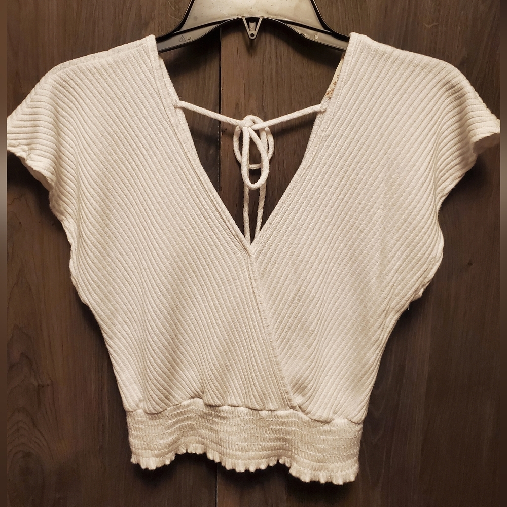 Altar'd State knit white ribbed crop top size small